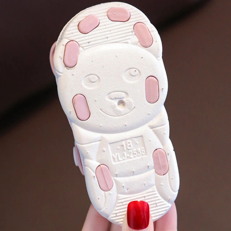 Kids sandals baby sandals kids shoes New Children's Slippers Summer Girls and Boys Bathroom Home Anti Slip Beach Shoes Soft Soled Baby Sandals