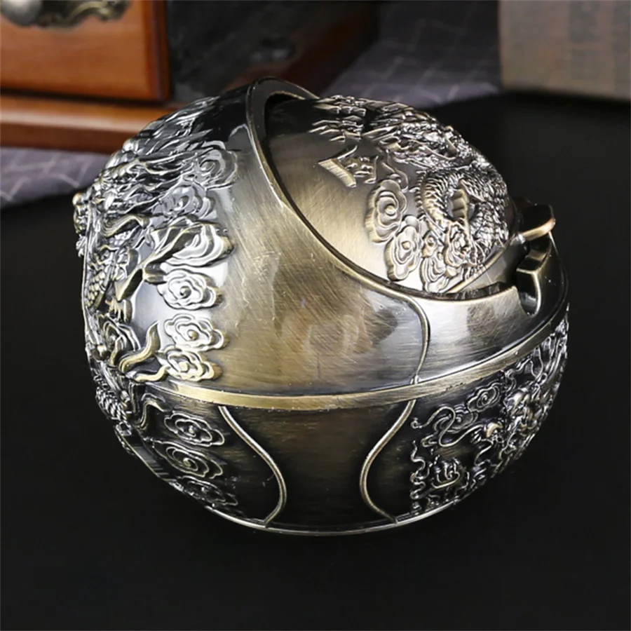 Dragon patterned spherical metal ashtray lid design Living room Office desktops 1