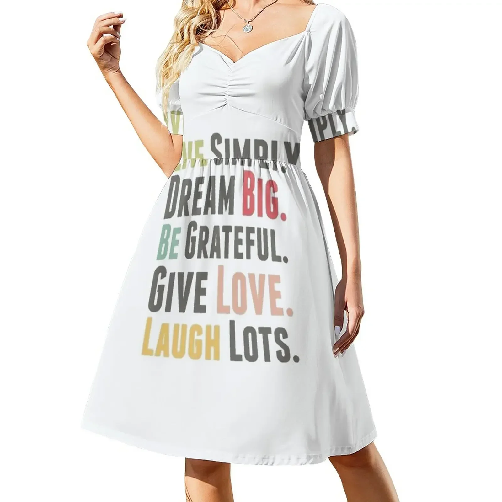 thumbnail image 1 of Las mejores frases de emprendedor: Vive con sencillez. Sueña en grande. Sé agradecido. Da amor. Ríe mucho. Vestido de manga corta para mujer., 1 of 7