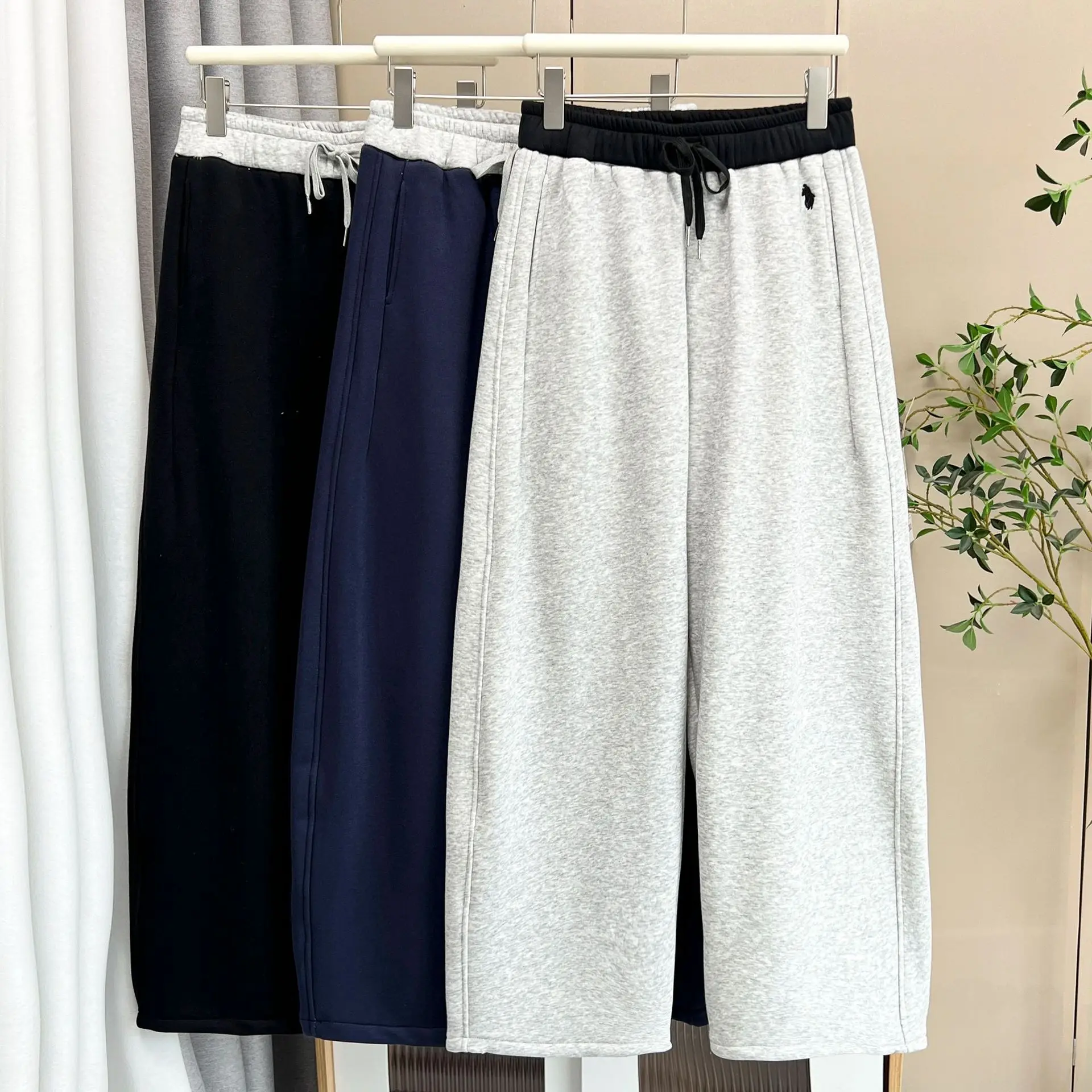 XXXXL Fashion Plus Size Women's Wide Leg Pants Winter New color-blocking Fleece And Thick Drawstring Waist  Sweatpants 2568