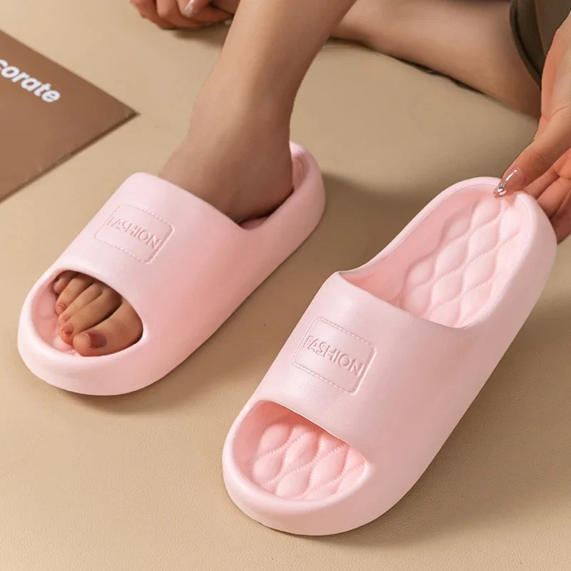 

New Summer Couple Non-slip Soft Sole Fashion Design Slides Lithe Cozy Sandals Men Women Casual Slippers Ladies' Home Flip Flops