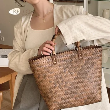 Woven Handbag For Women Retro French Straw Woven Bag Versatile Large Capacity Waterproof Bag Bohemia Vacation Beach Totes Bag 1