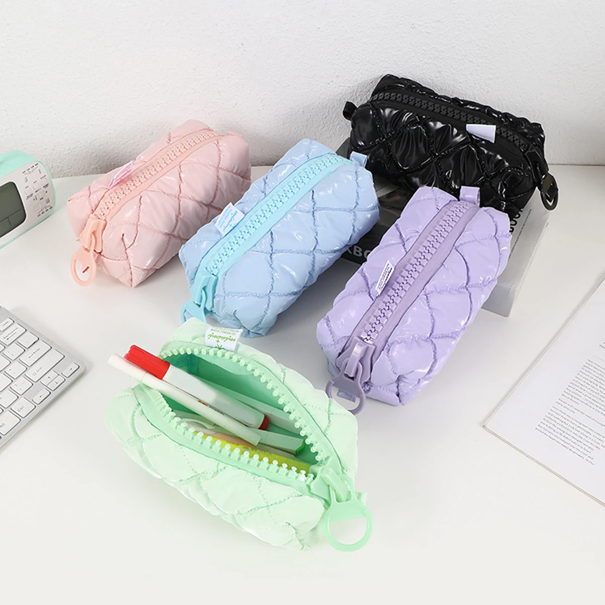 1 PC Astuccio creativo a quadretti color caramello Materiale scolastico Borsa organizer da tavolo essenziale per il ritorno a scuola - immagine 6