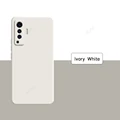 Lvory White