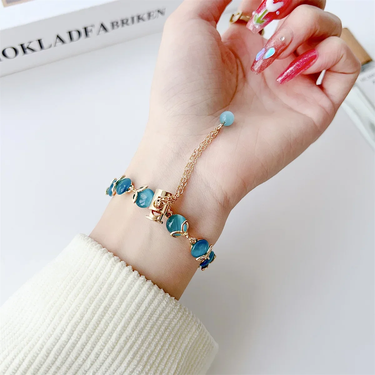 Bracelet de montre pour iWatch 42/44/45/46/49 mm 38/40/41 mm Bracelet de montre tendance en métal pour montres de la série Ultra2 Série 10/9/8/7/6/5/4/3/2/1_voghion.com