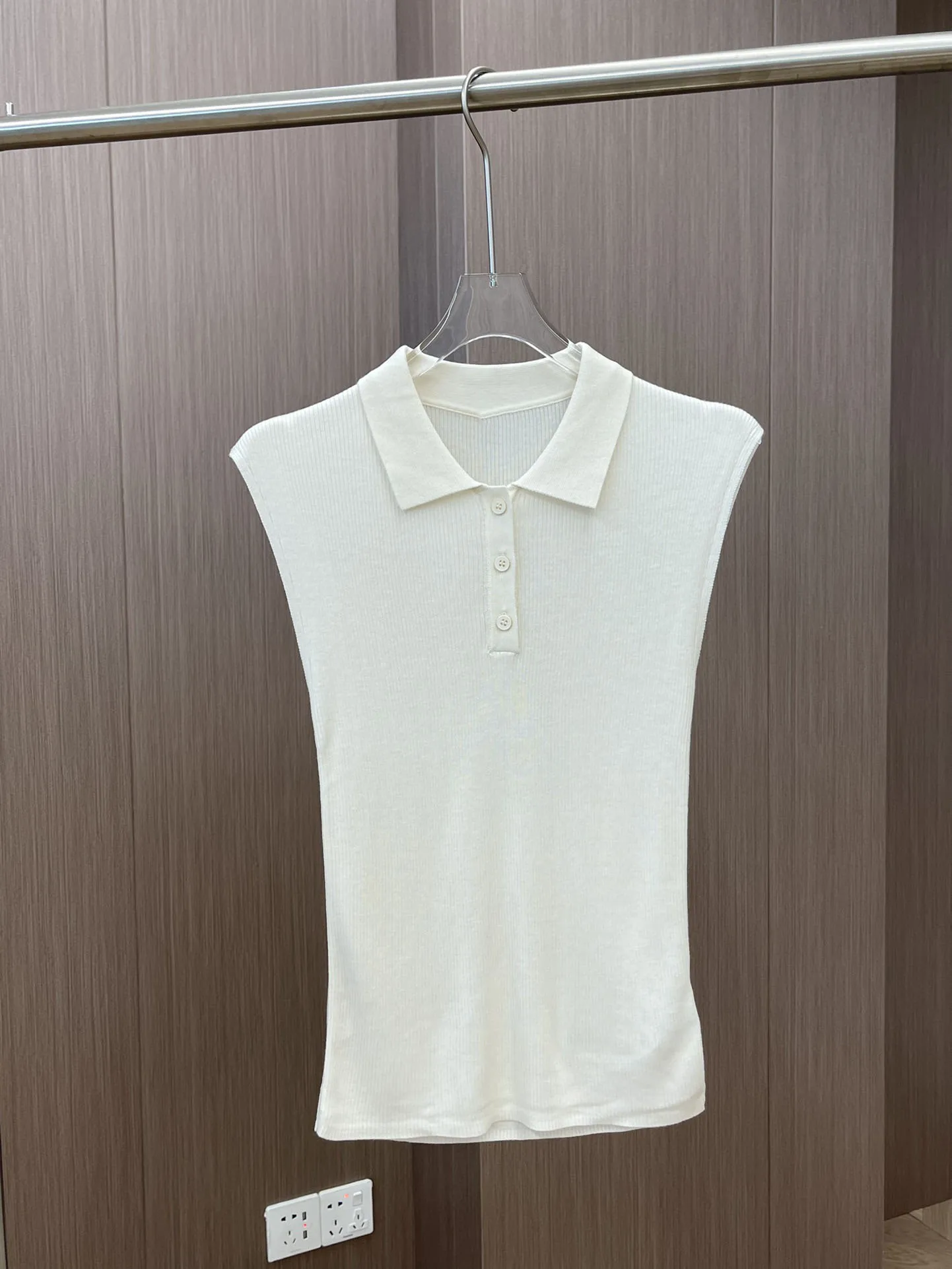 

Stand collar sleeveless knitted vest casual fashion 2023 summer new 0416