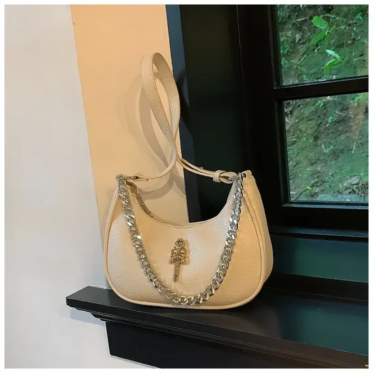 Рисунок 5 - 2024 однотонные облачные плиссированные