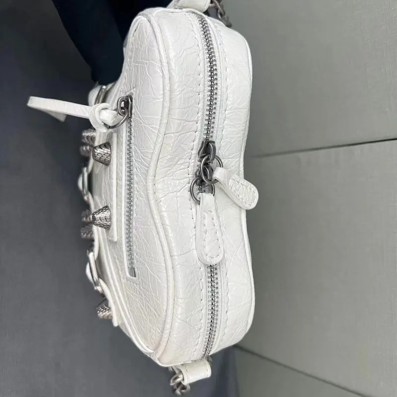 Scfaae056a1134719a732155d029e8aac5