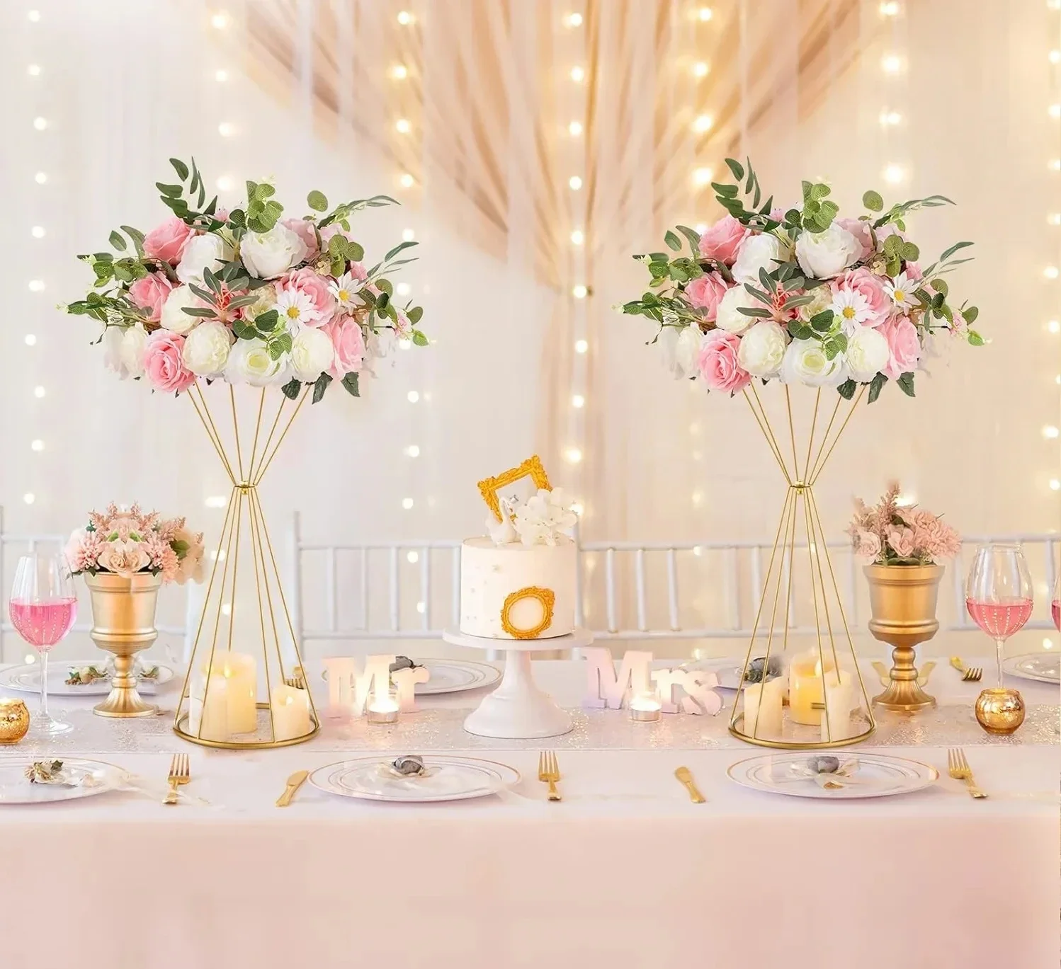 etallic Gold Flower Stand，Rustproof Centerpiece for Wedding Table, Christmas Party Decor with Metal Base, Floral Vase Holder 2
