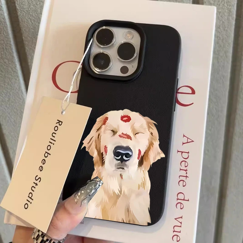 Chic Red Lip Print Golden Retriever Phone Case - Stylish Design Cover