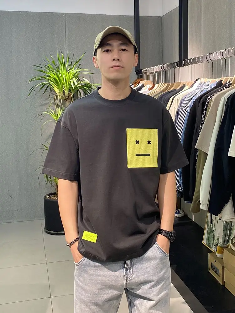 

Men's American pure cotton off-shoulder new smiley face contrasting color brand loose casual short-sleeved T-shirt for men tops