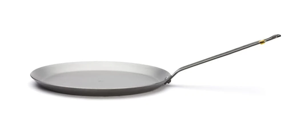 Carbon steel crepe and tortilla Pan - 9.5 "- perfect for making and heating crepes, tortillas and pancakes - naturally non-stick 4