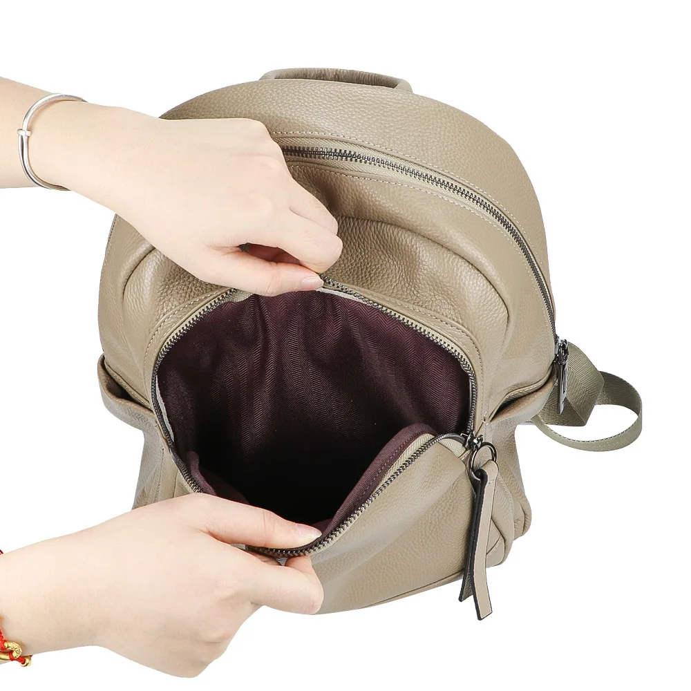 2024 New Genuine leather Large capacity fashion women's Double shoulder top layer cowhide leisure travel Knapsack