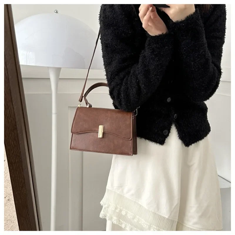 Simple Stylish Commuting Small Square Crossbody Bag New Winter High-end Women's Shoulder Bag Luxury Brand Female Crossbody Bag