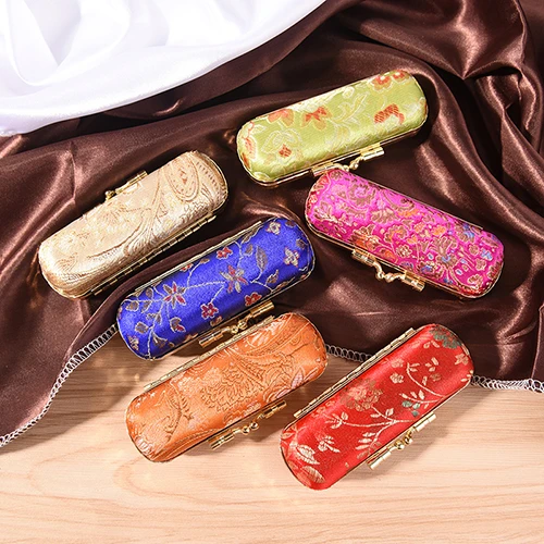 1 Pcs Coin Lipstick Holder Random Color Embroidered Flower Design Lipstick  Case Box with Mirror Hasp Cosmetic Bags - AliExpress