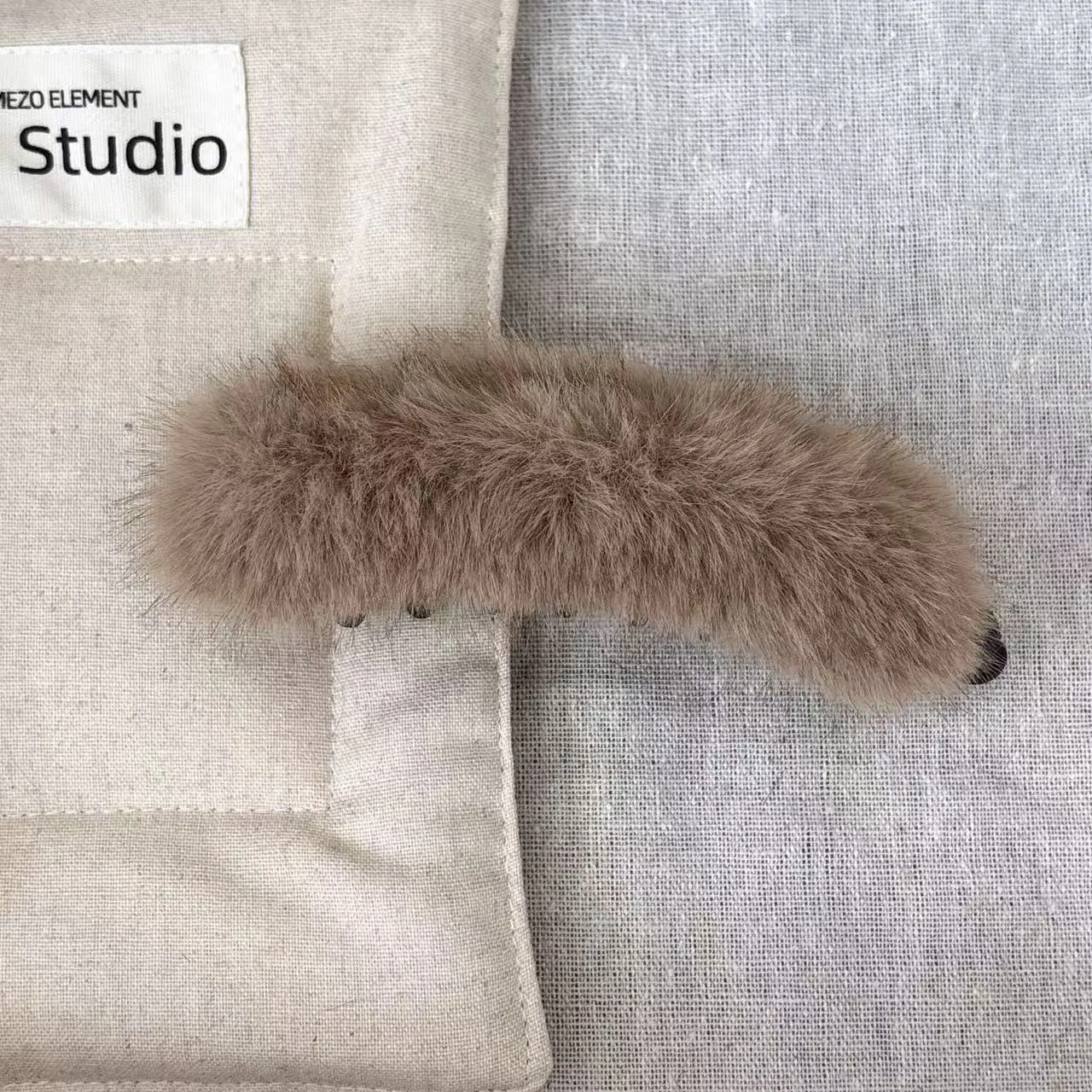 1 Stück Vintage-Bananenclip aus Kunstfell mit Leopardenmuster im koreanischen Stil, elegante vertikale Plüsch-Twist-Haarspange, Haarnadel für den Hinterkopf – Detail 6