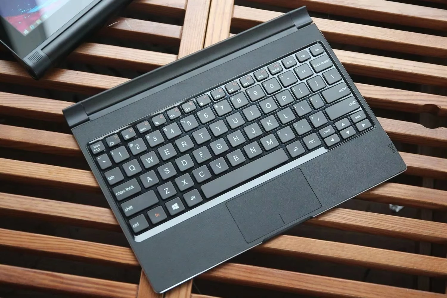 BKC800 BKC900 Bluetooth 4.0 Keyboard Cover for + Touchpad for Win8 Win10 Surface4 pro Yoga Tablet2 13.3inch