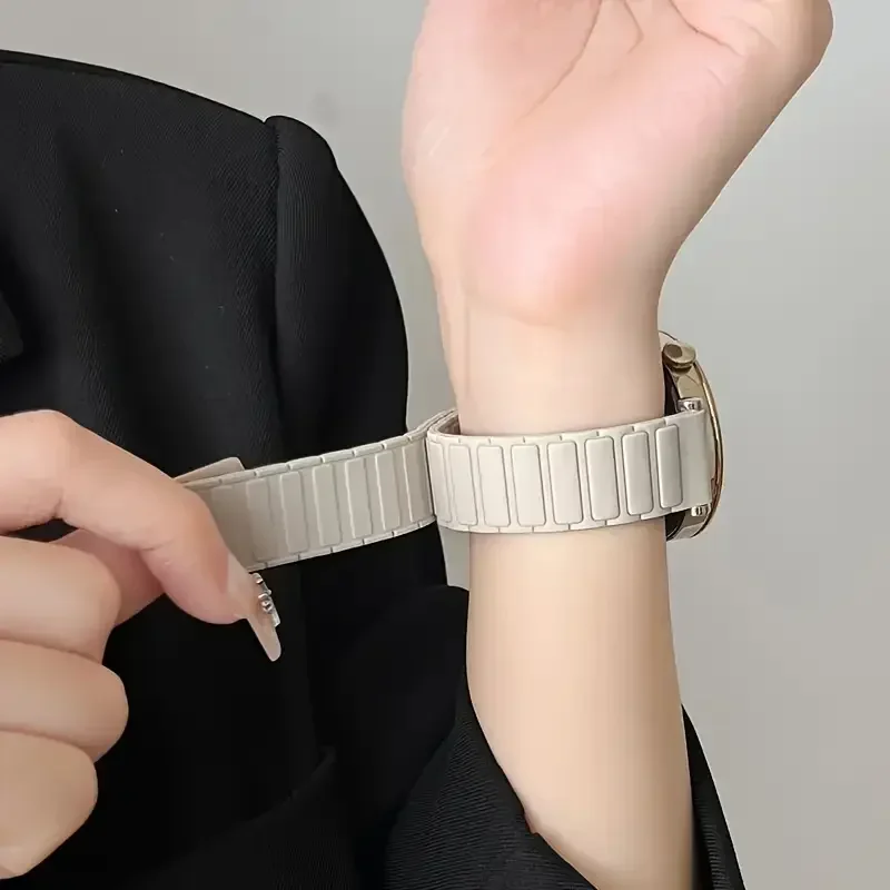 Magnetic Loop Waterproof Silicone Watch Band - Universal 20mm 22mm Bracelet Strap