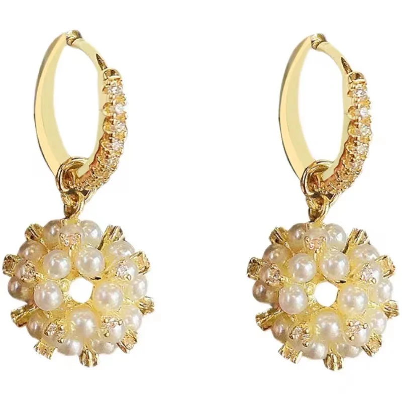 Elegant Celebrity Wind Rice Beads Fireworks Ball Pendant Drop Earrings Korean Fashion Jewelry For Womens Party Gift Accessories dangle earrings drop earrings pendant earrings