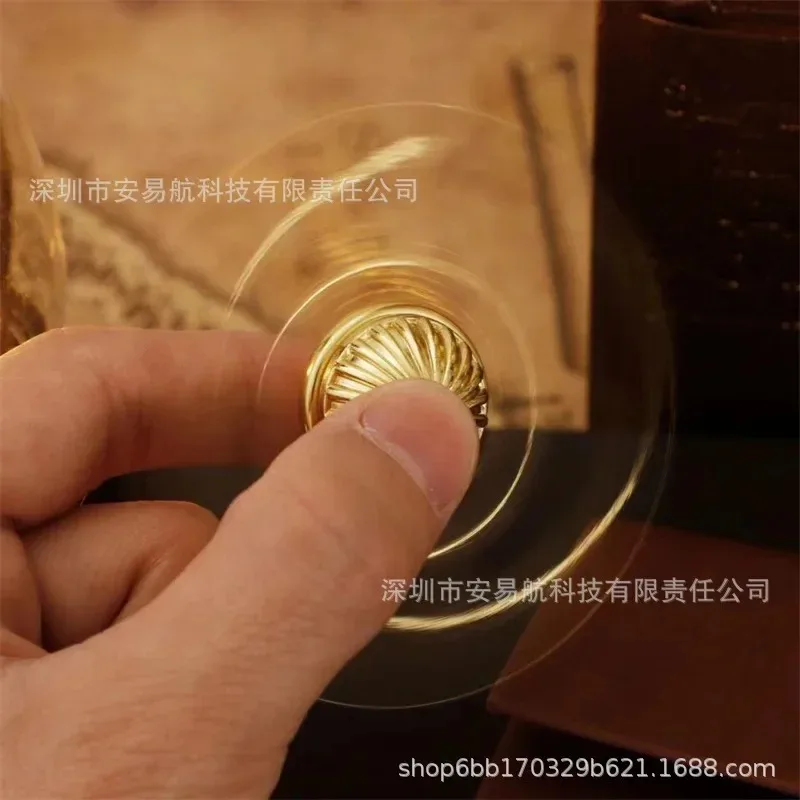 Harries Magic Boy Fidget Spinner Golden Snitch Image 3
