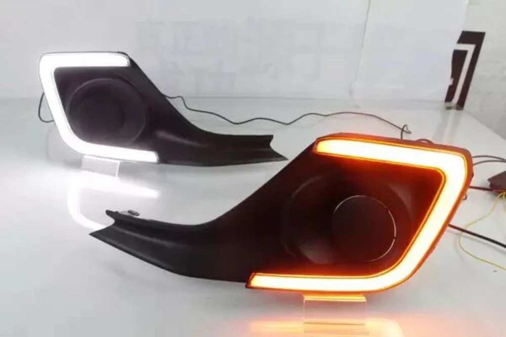 أضواء DRL النهارية للسيارة ، غطاء مصباح الضباب مع إشارة الانعطاف ، سوزوكي سويفت ، زوج واحد