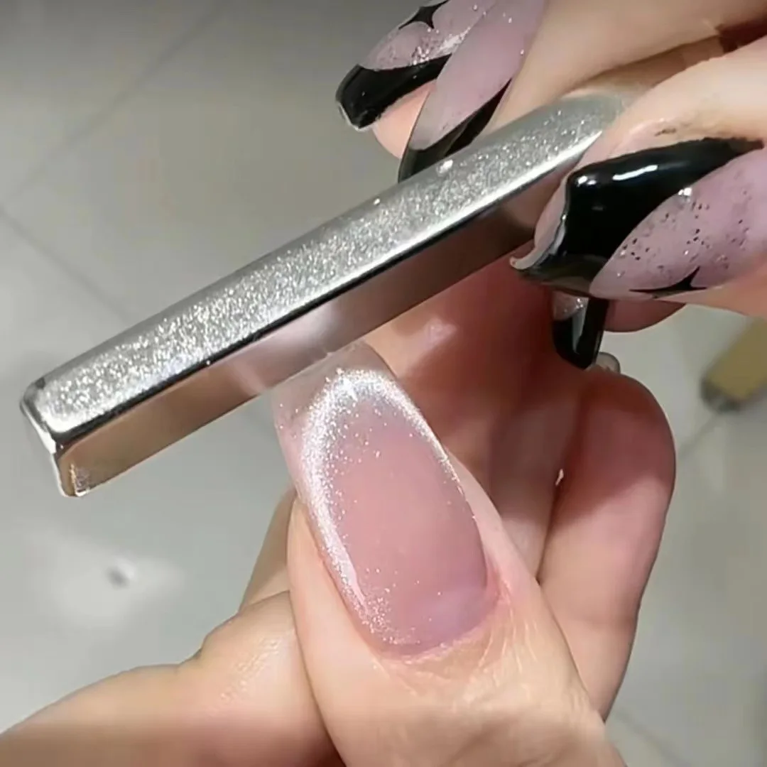 Description Picture 5 of itemStrong Cat Eye Magnetic Cylindrical Stick UV Gel Polish Varnish Nails Art Decor French Multi-Function Magnet Pen Nail Tools 15mm