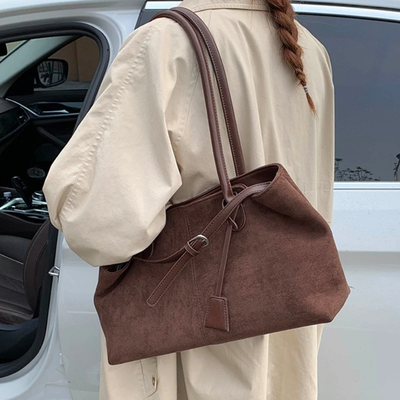 Retro PU Leather Tote Bag - Designer Shoulder Bag for Women, Y2K Fashion Handbags, Trendy Winter Luxury Handbag