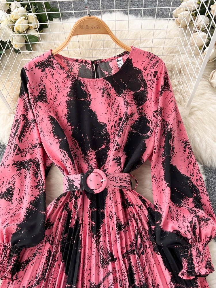 CUPSHE Abito Donna A Quadri Rossi Con Scollo Quadrato E Maniche A Sbuffo: Perfetto Per L'autunno E Le Feste