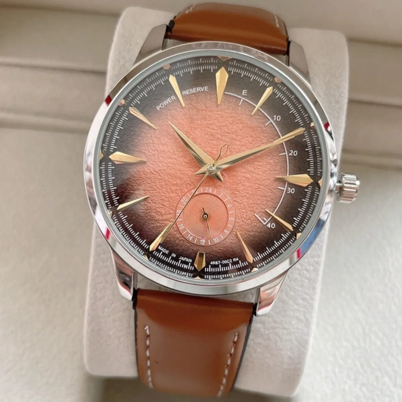 

Exquisite Dial Men's Watch Quartz Movement Creative Four Needle Dial High Quality Comfortable Fine Leather Multifunctional