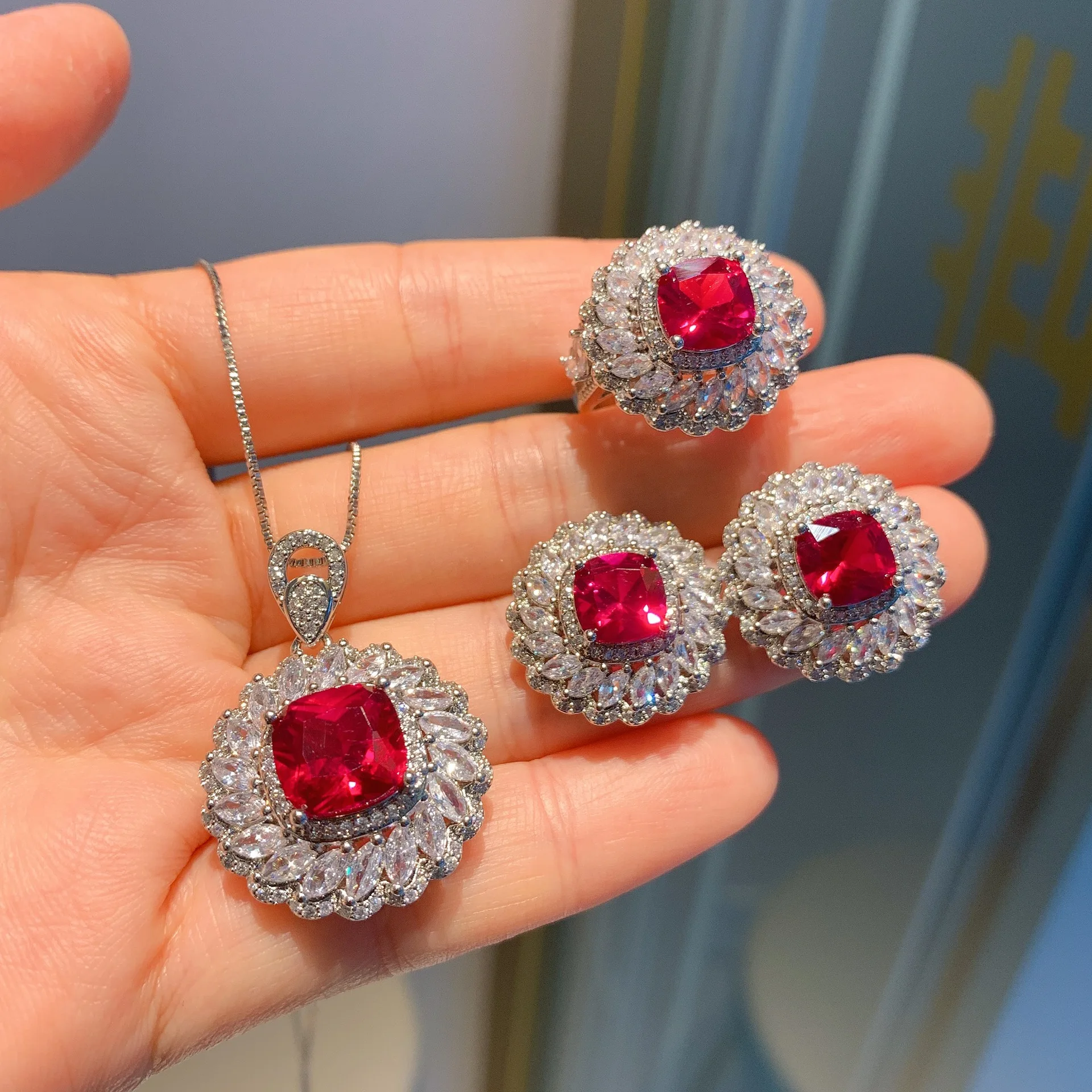 

Charms Rings Retro Red Crystal 5A Cubic ZirconSquare Pendant Necklace Earring adjustable Ring Jewelry Women Bride Friends Gift