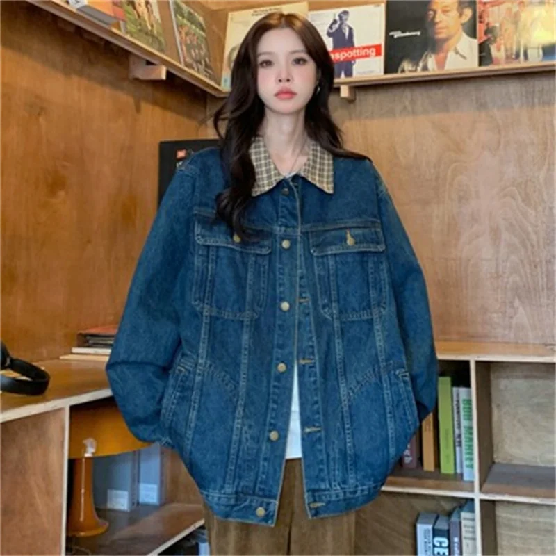 Korean Version of Checkered Patchwork Denim Jacket Women Fall 2023 New Vintage Hong Kong Style Loose Blue Polo Neck Jacket Top X