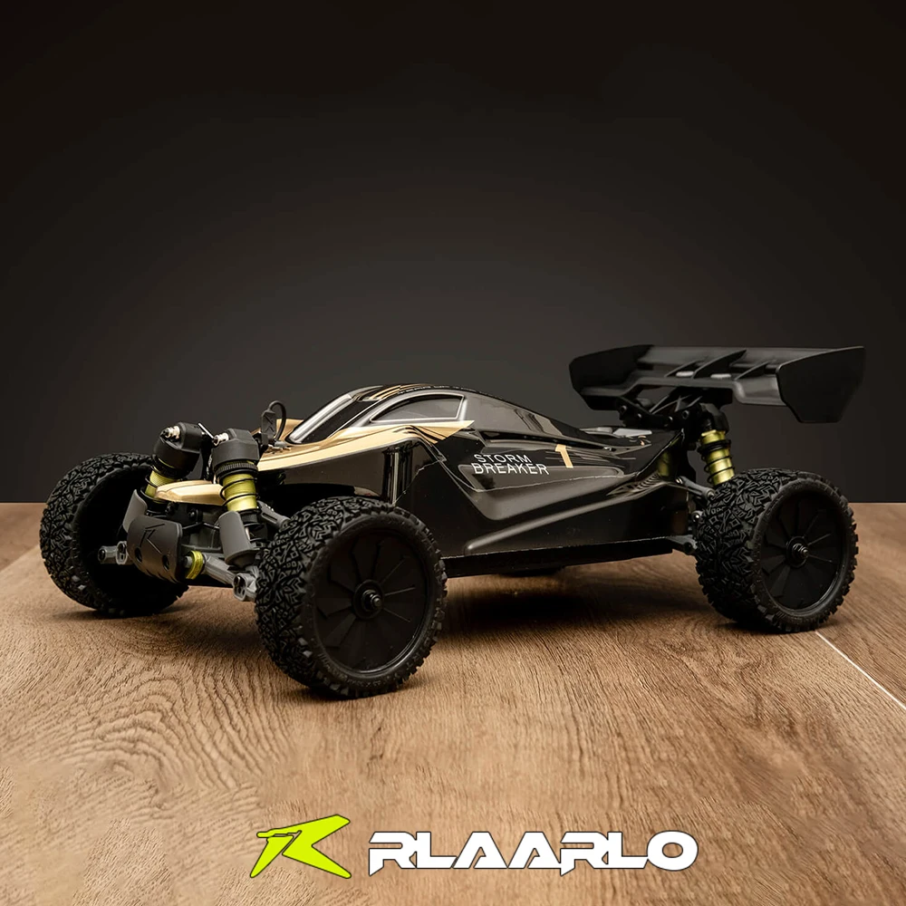 Voiture télécommandée RLAARLO SBK10 RC Buggy en action sur un terrain accidenté