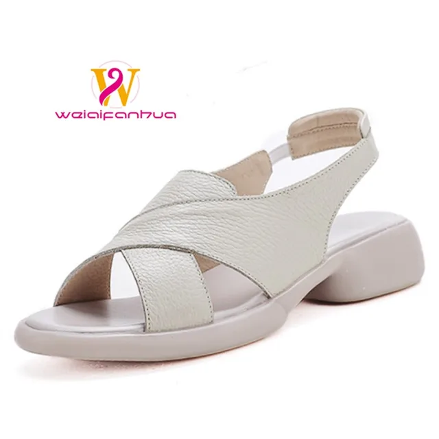 Sandales pour femmes - Nouveau design 2026 - Sandales de luxe pour femmes en cuir pleine fleur à semelle épaisse - Chaussures de créateurs pour femmes 1