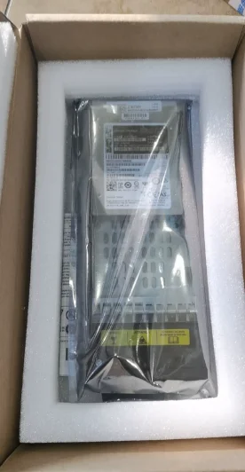 

Твердотельный накопитель для 01KP544 DS6200/4200/2200 1,92 T SSD SAS 2,5 дюйма