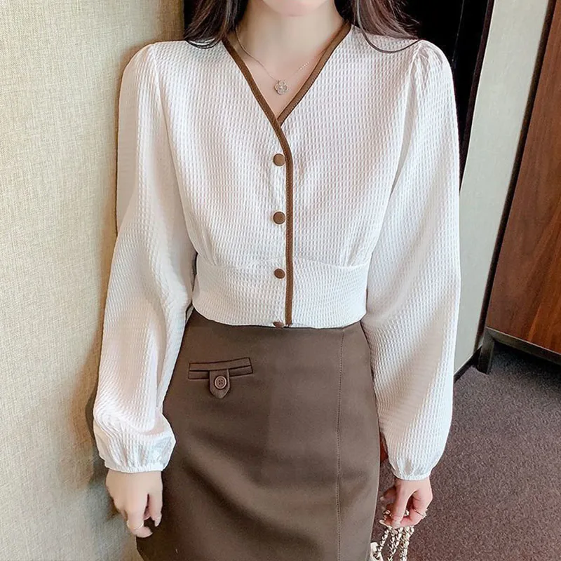 

2022 Spring Autumn V-neck Shirt Women Buttons Design Pleat Slim Temperament Puff Sleeve Easy Matching Upper Outer Garment