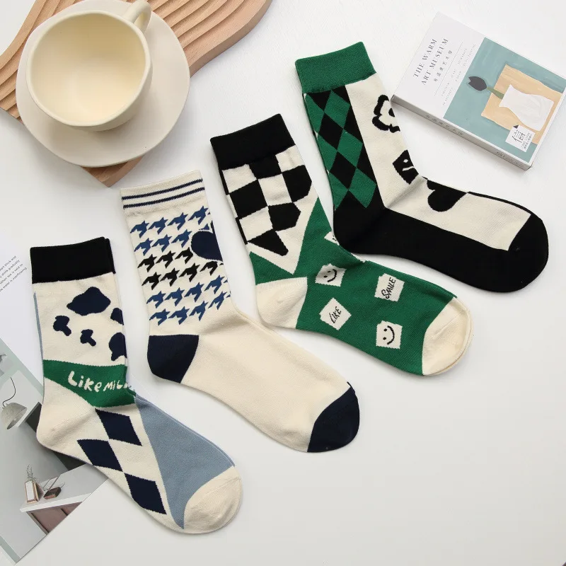 

New Fashion Women Socks Cow Cute Ins Tide Tube Sock for Girls Green Plaid Plaid Sports Skateboard Diamond Cotton Socks Meias
