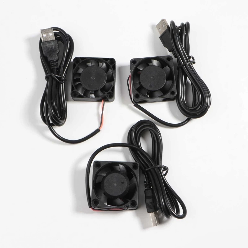 新品 4cm 40mm ファン 40x40 Dc5v 5500rpm 小型静音冷却ファン