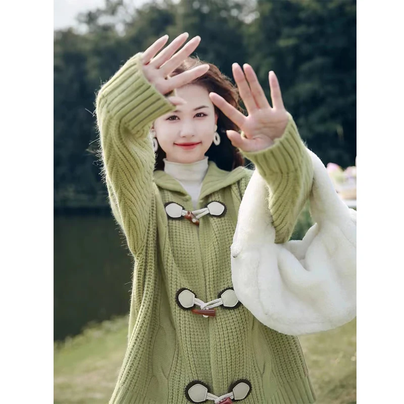 Autumn Maternity Sweaters Korean Style Long Sleeve Turn-down Collar Horn Button Fly Pregnant Woman Knitted Coats Cardigans