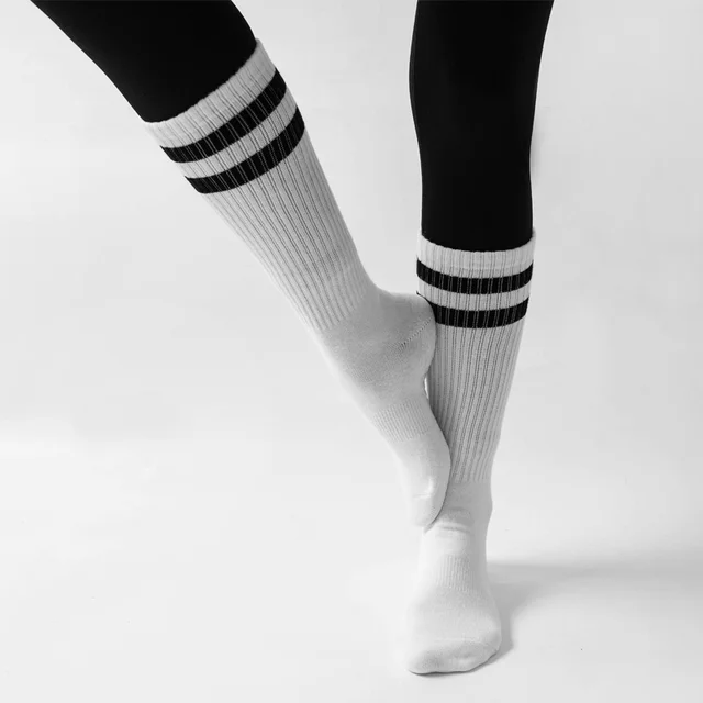 Ladies' Mid-tube Bottom Non-slip Yoga Socks Women Professional Fitness   Pilates Indoor  Floor Dance Socks for Gymnastic Ballet 4