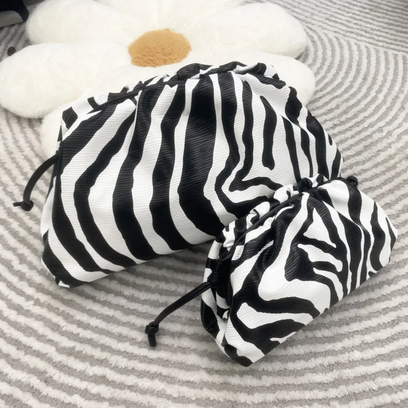 

Fashionable Zebra Stripe Women's Handbag Casual Street Side Large Capacity Zipper Shoulder Bag Temperament Lacing Clip Cloud Bag