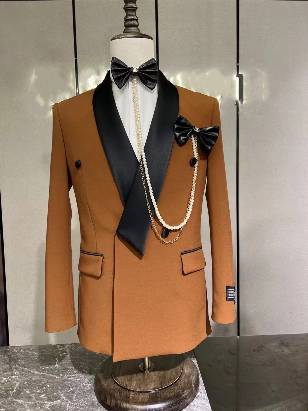 Fashion wedding suits men Grey Plaid with black velvet lapel formal slim fit China twining buckle party man only Blazer
