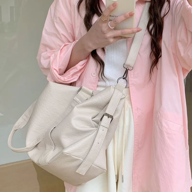 Women's travel handbag, brand new casual large capacity handbag, suitable for both girls and women, with multiple pockets