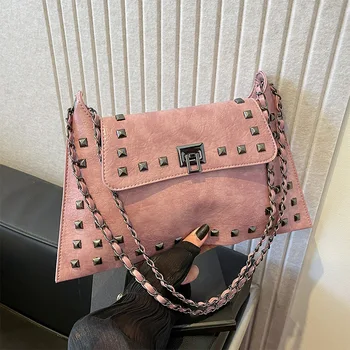 حقائب كروس أنيقة كلاسيكية ببرشام للنساء من الجلد الناعم، حزام قابل للتعديل، إغلاق قفل قبلة، حقيبة Ita بلون موحد