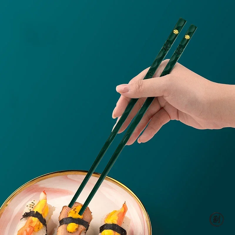 Reusable Chinese Chopsticks 5Pcs Alloy Non Slip Dishwasher Safe Bamboo Shape Food Grade Chopsticks