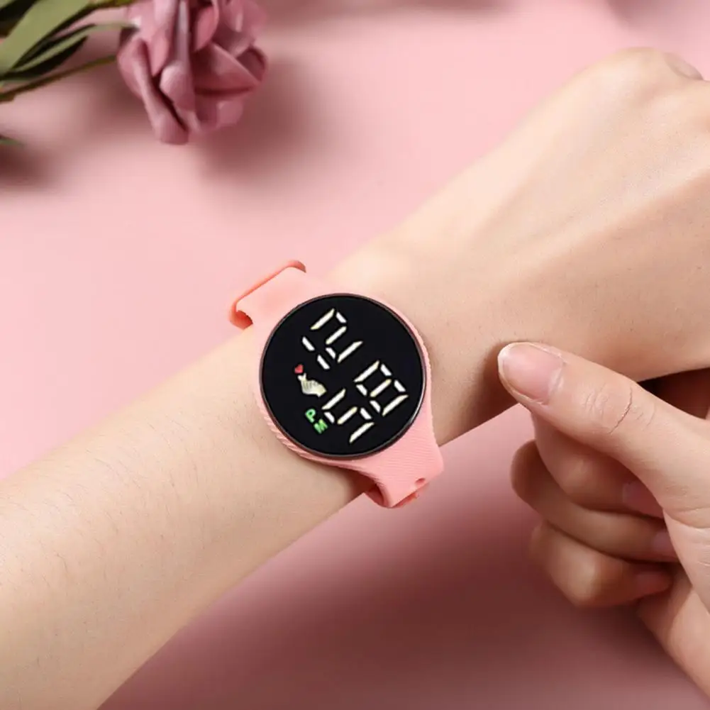 

Electronic Watch Luminous Swimming Waterproof Round Dial Children Sport LED Digital Wrist Watch for Student