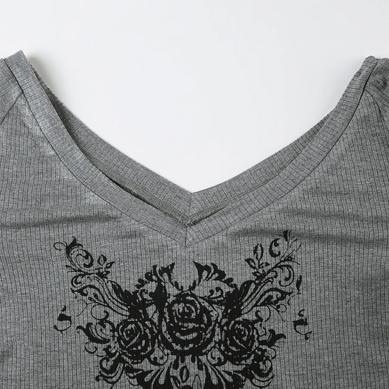 Gray Slim Y2k V-Neck T-Shirt Women Basic Print Gothic Dark Hotsweet Long Sleeve Crop Top Autumn New