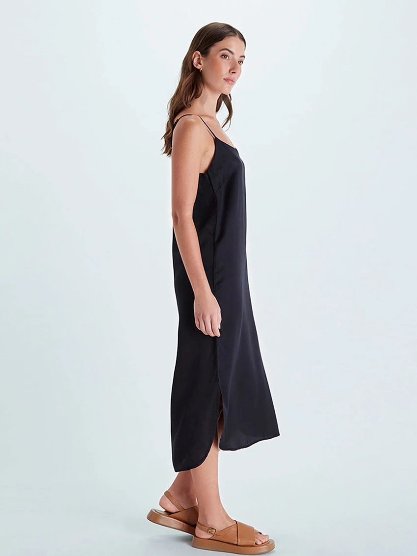 Рисунок 5 - Женское ночное белье Marthaqiqi