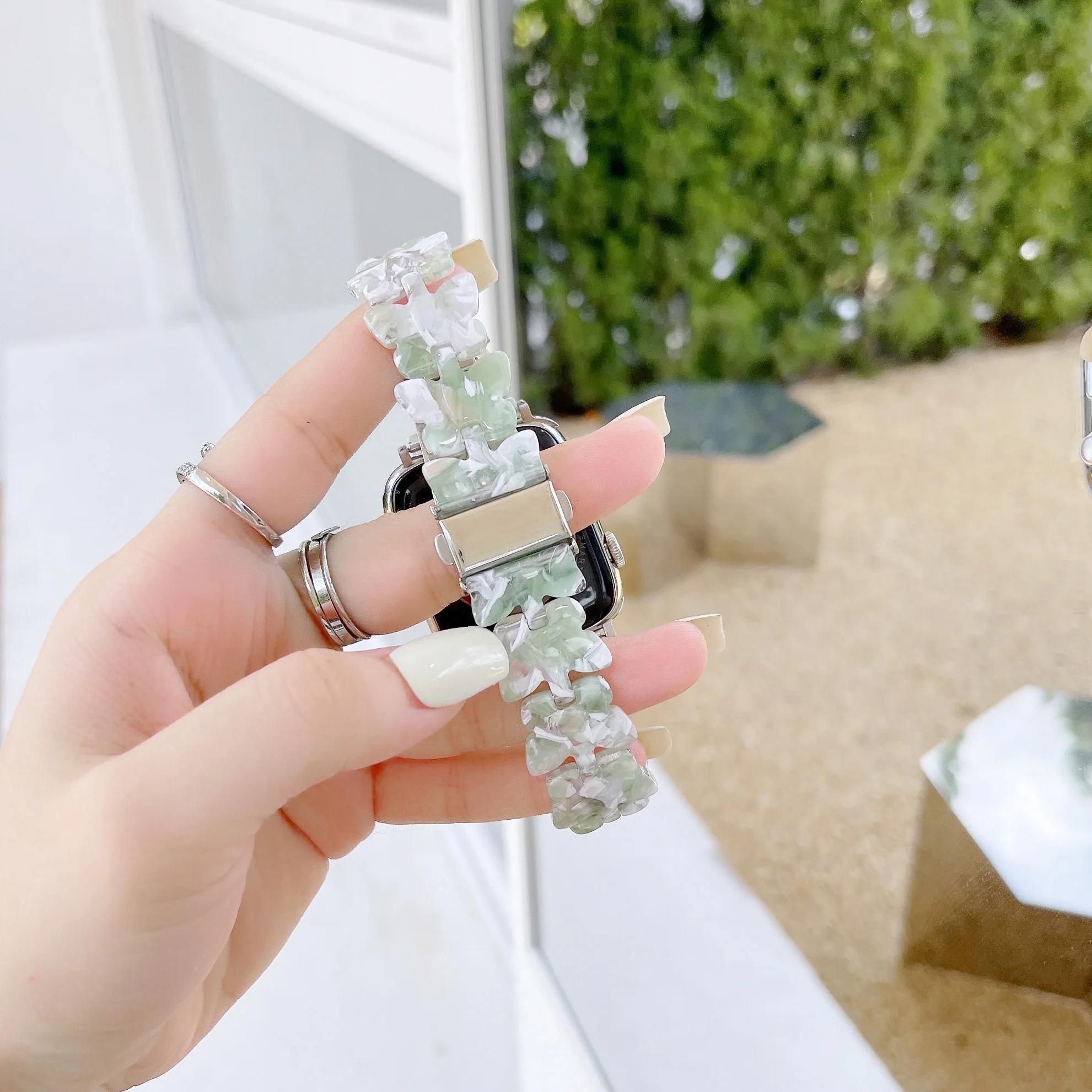 Resin strap For Apple watch 7 45mm 41mm 6 5 4 SE 44mm 40mm Butterfly Shape Women's Bracelet Wristband For iwatch 3 2 42mm 38mm