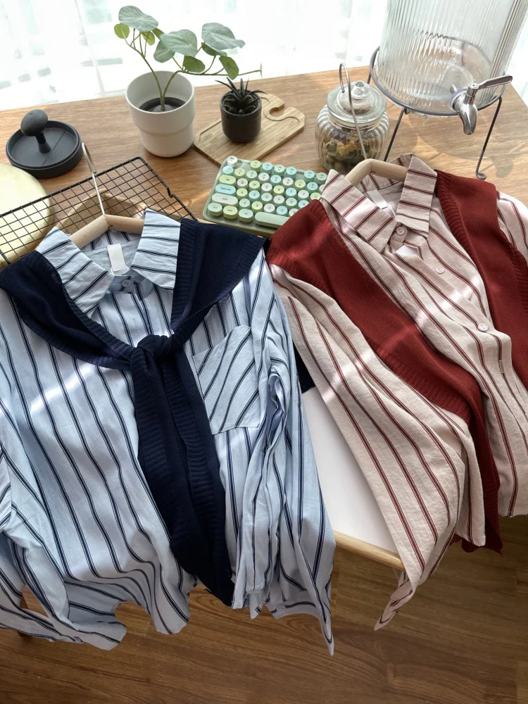 

Блузка женская трикотажная в полоску, с отложным воротником и длинным рукавом