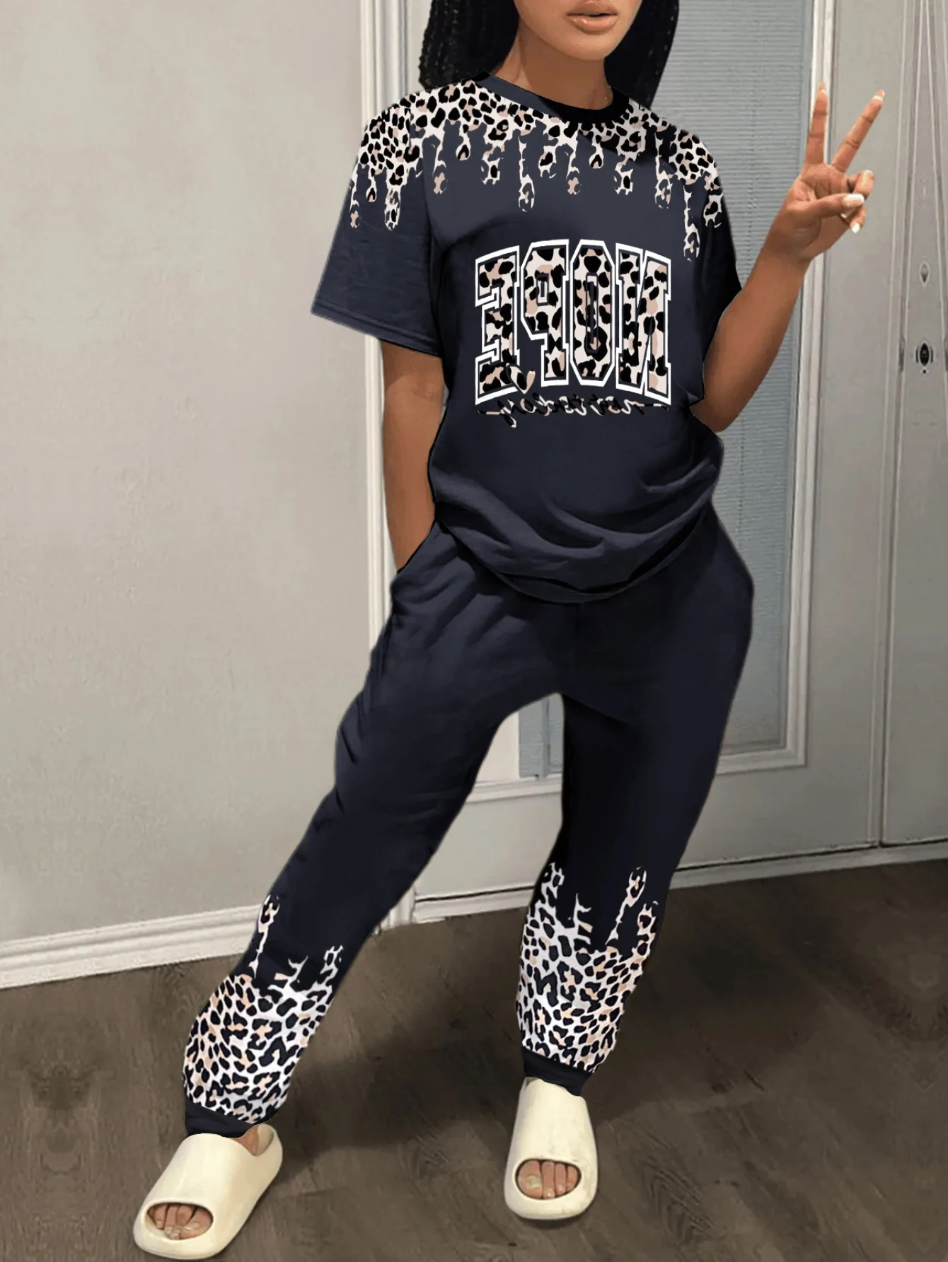 LW Leopard Letter Print Spring Summer short sleeve T-shirt + trousers sets Fashion women clothing Two pieces tracksuit sets